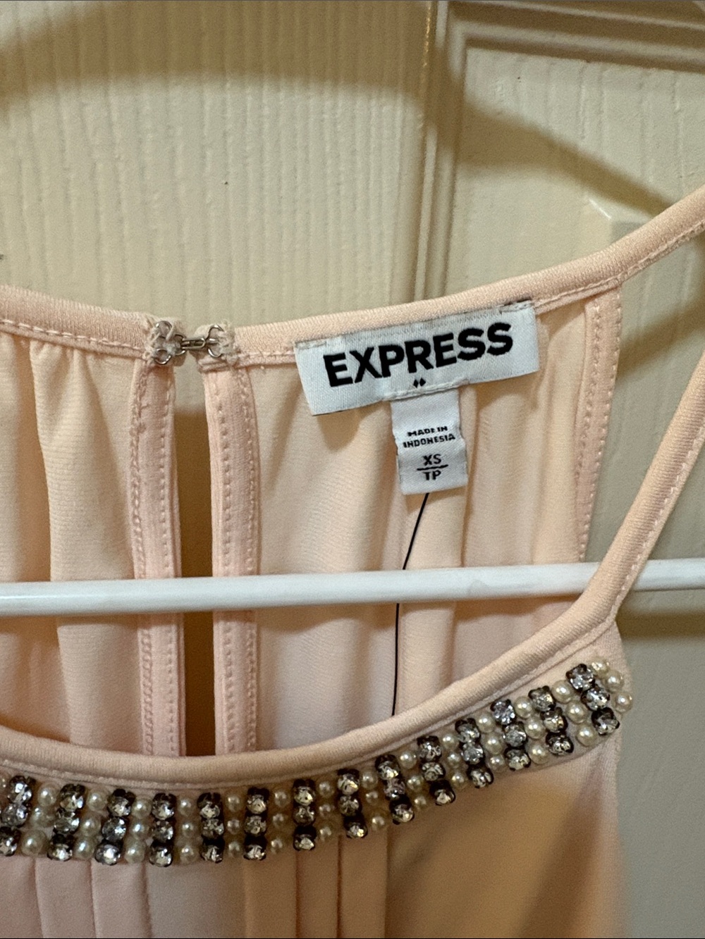 Express Blouse - Picture 2 of 7